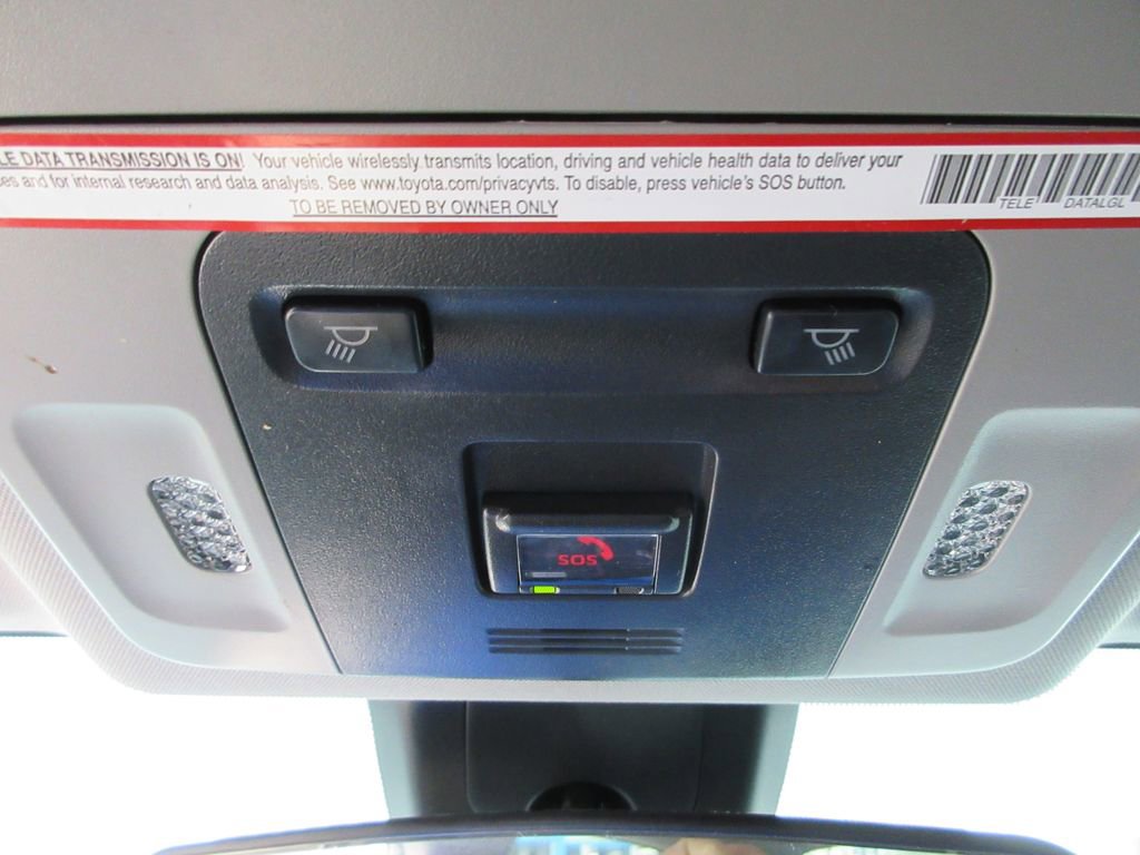 Used 2021 Toyota Camry SE image 30