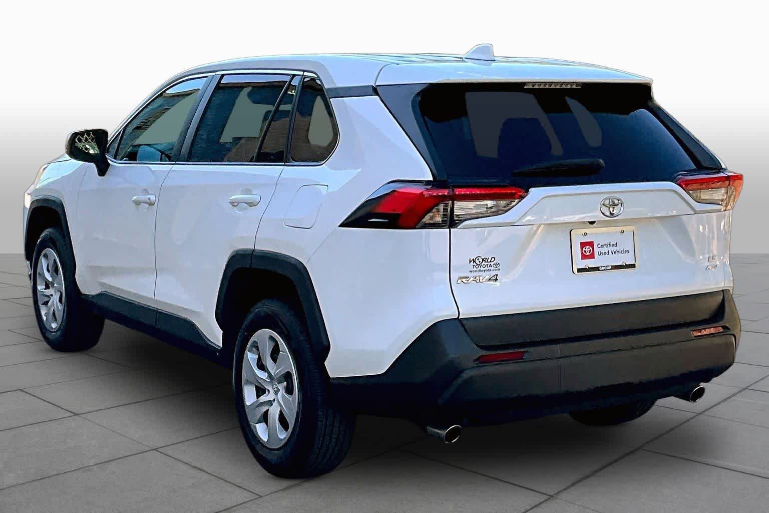 Certified 2024 Toyota RAV4 LE AWD/4WD image 12