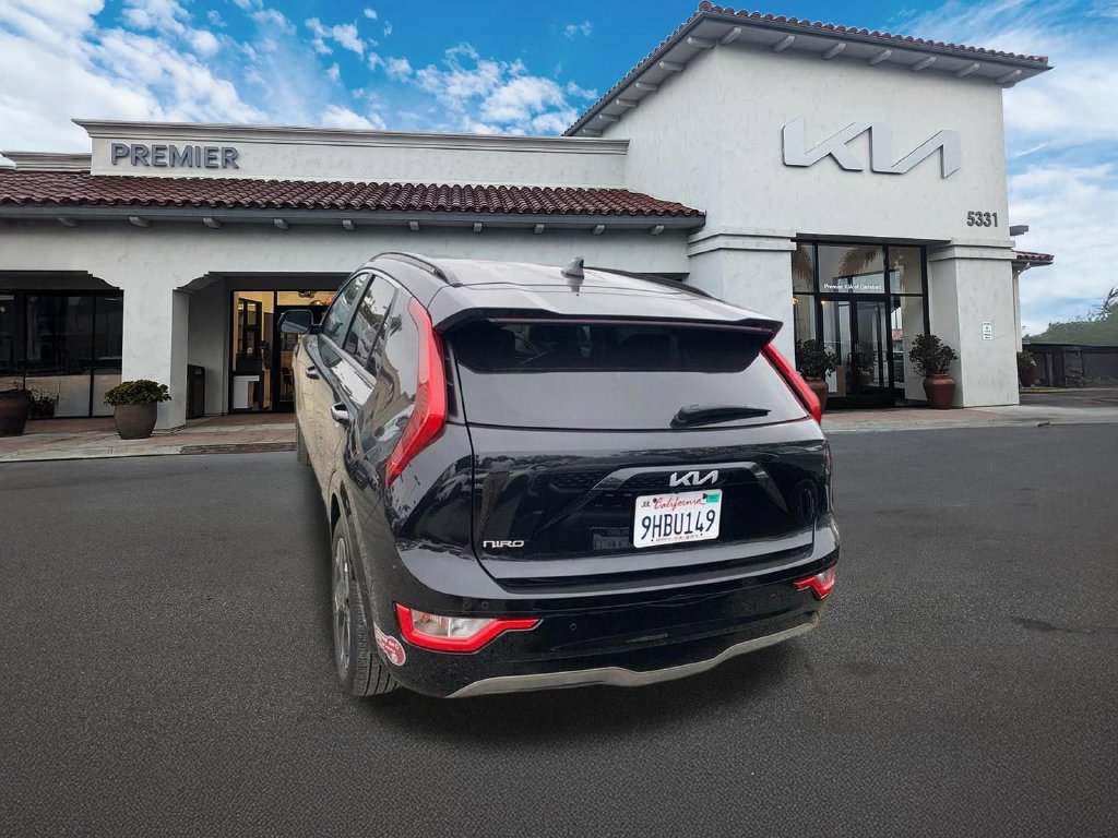 Certified 2023 Kia Niro Wind FWD image 7