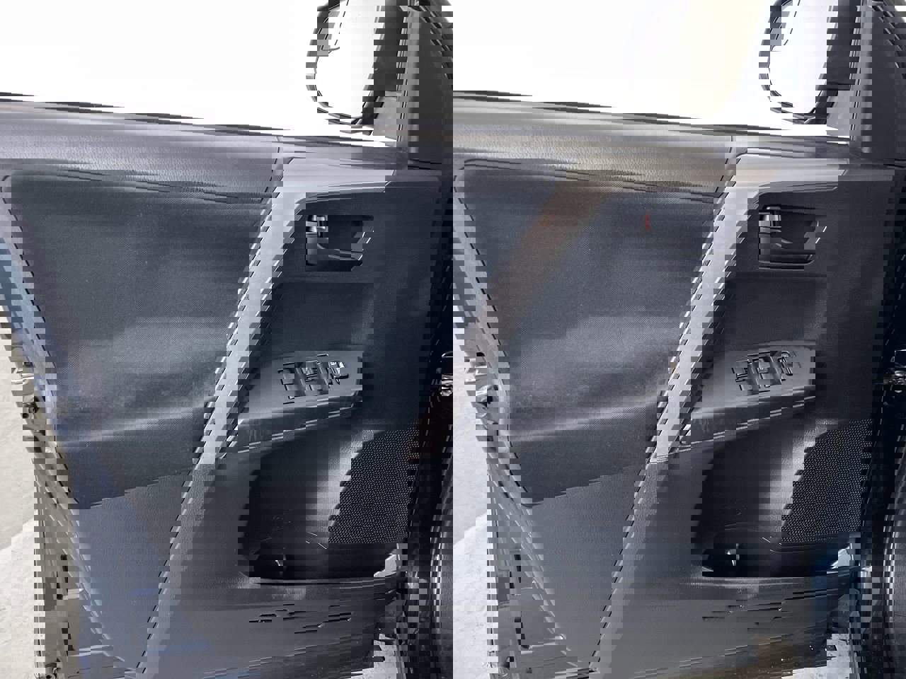 Used 2018 Toyota RAV4 LE w/ All Weather Liner Package image 10