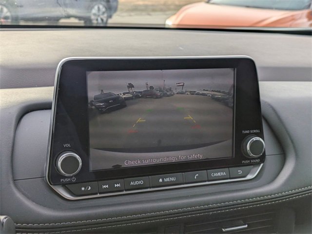 Used 2023 Nissan Rogue S image 21