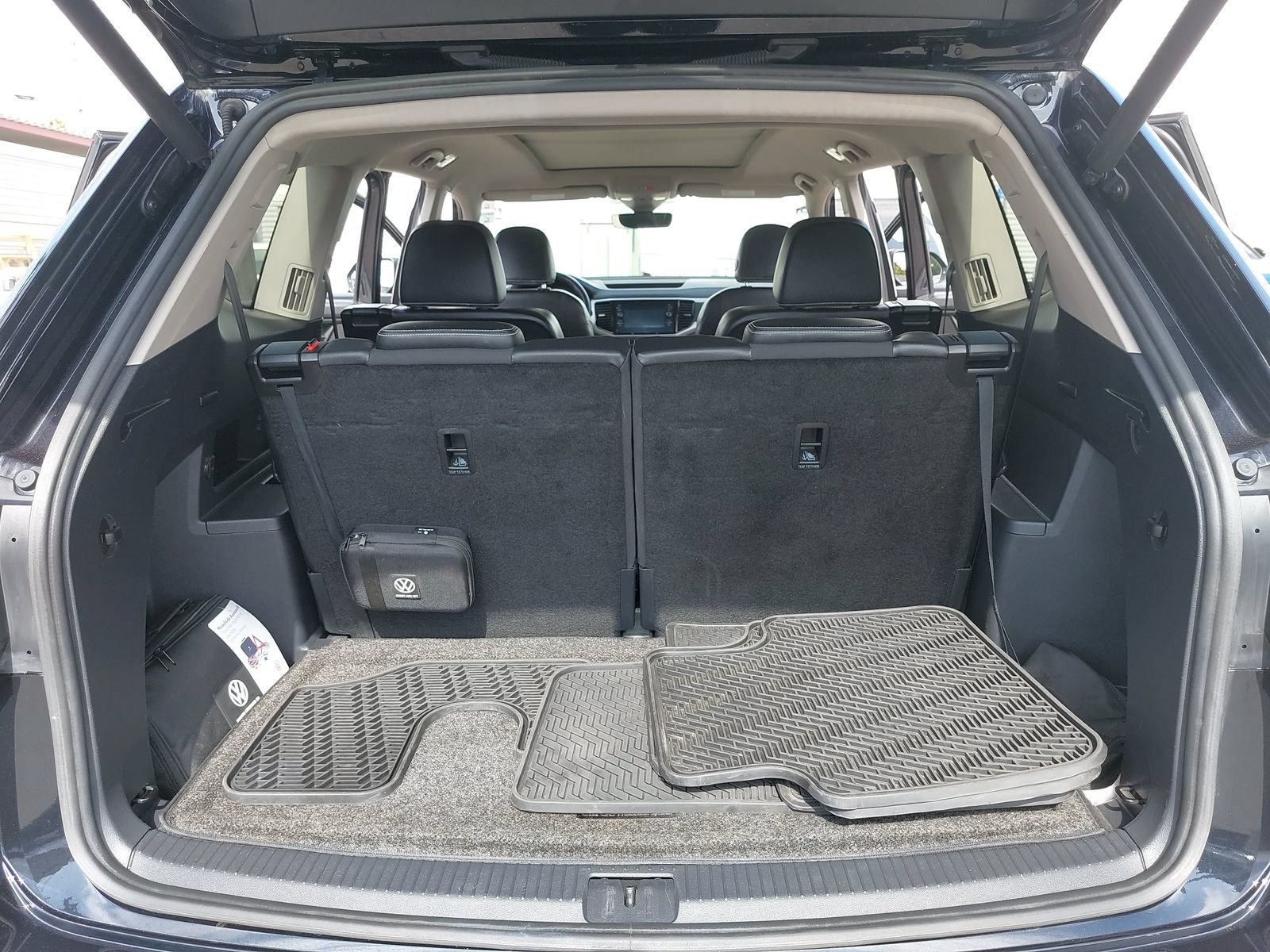 Used 2022 Volkswagen Atlas SEL Premium AWD/4WD image 13