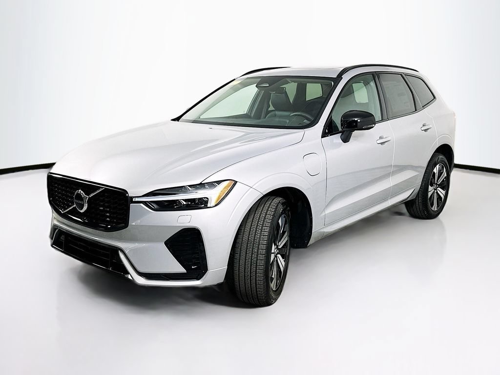 Used 2025 Volvo XC60 T8 Core w/ Protection Package Premier AWD/4WD video 1