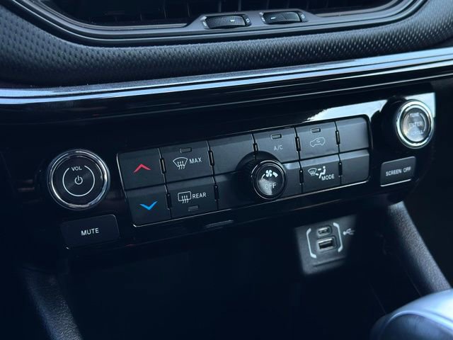 Used 2023 Jeep Compass Altitude image 13