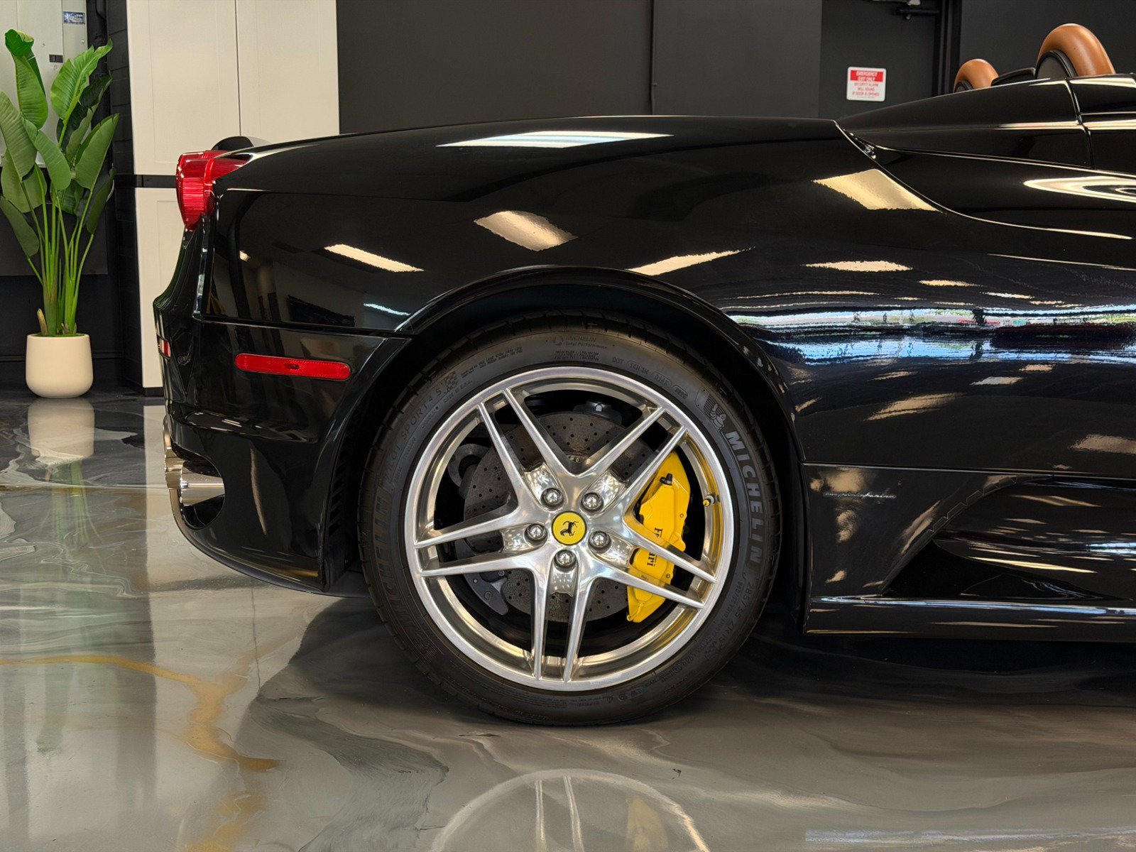 Used 2008 Ferrari F430 Spider RWD image 9