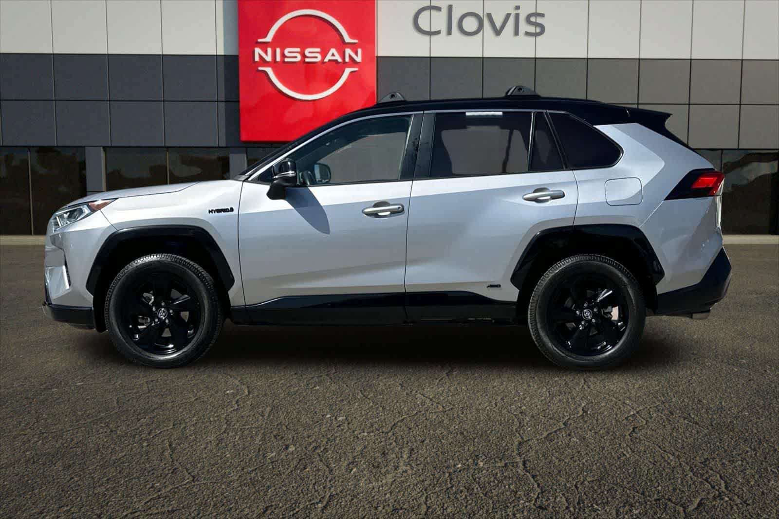 Used 2019 Toyota RAV4 XSE w/ XSE Weather Package AWD/4WD image 6