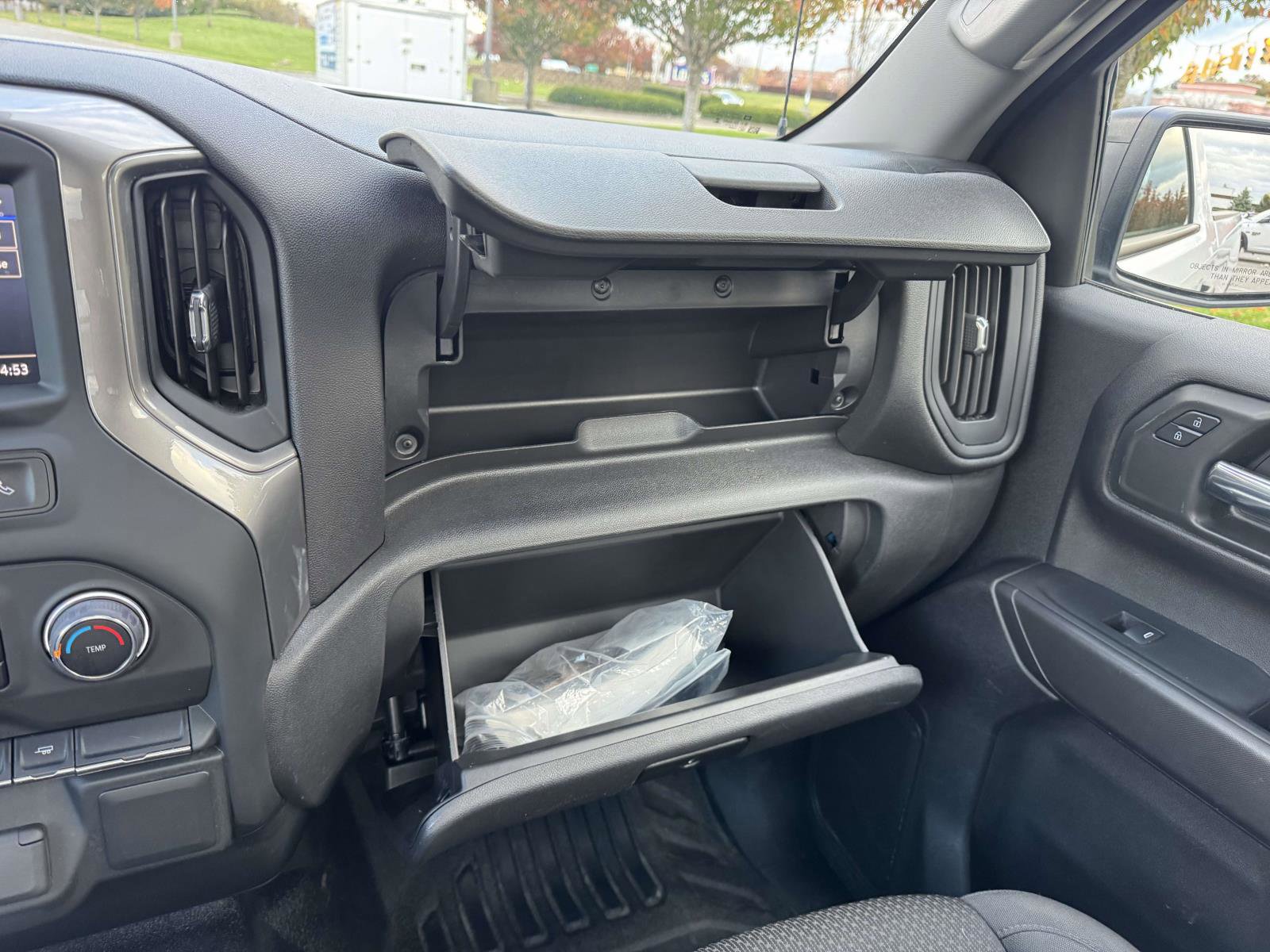 Used 2024 Chevrolet Silverado 1500 W/T w/ WT Fleet Convenience Package image 31