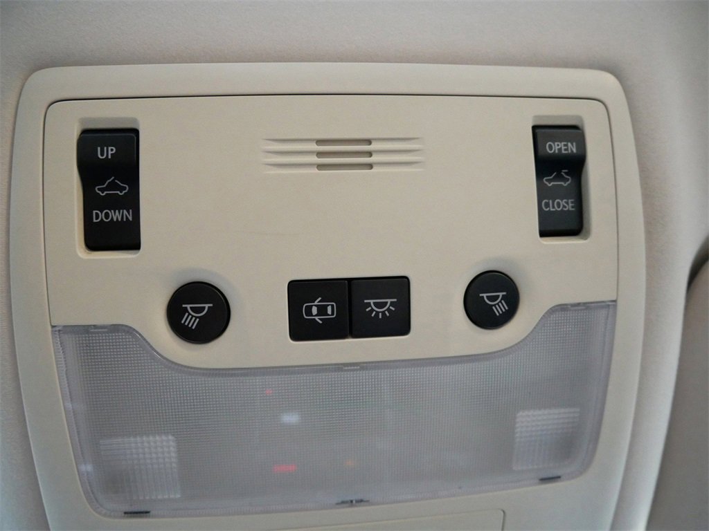 Used 2019 Lexus IS 300 image 25