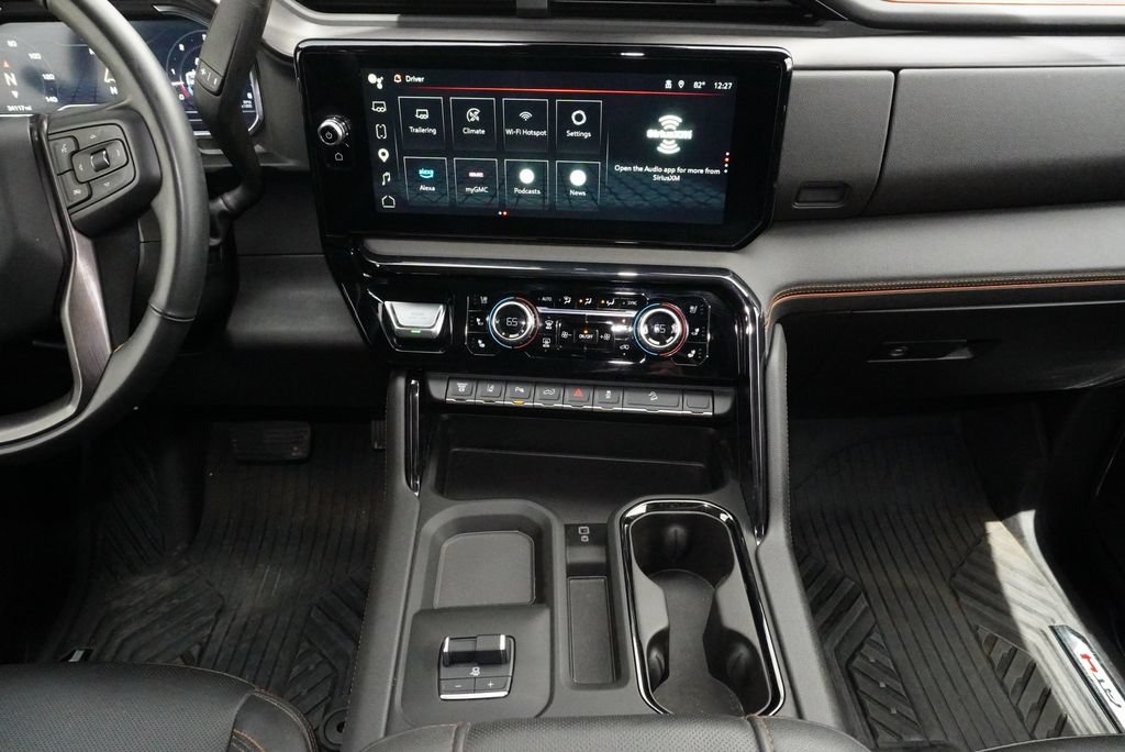 Used 2025 GMC Sierra 2500 AT4 w/ AT4 Premium Plus Package AWD/4WD image 21
