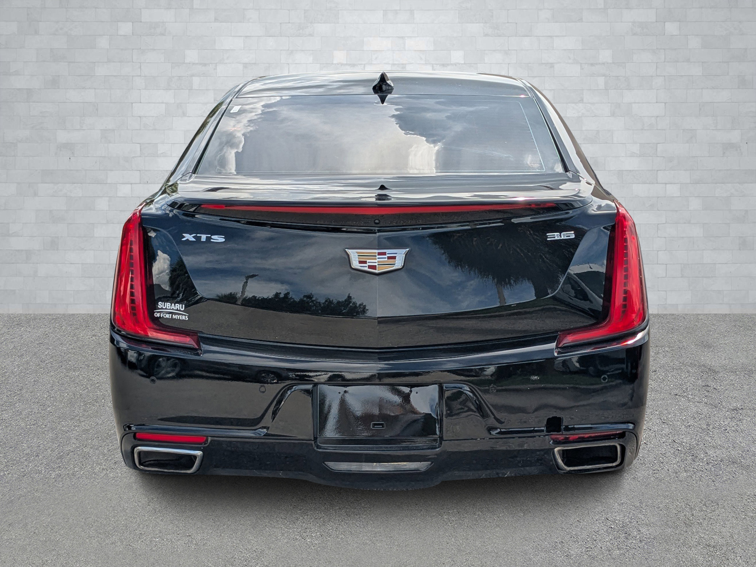 Used 2019 Cadillac XTS Luxury image 6