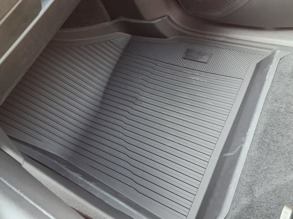 New 2026 Chevrolet Traverse LT w/ LPO, Floor Liner Package image 19