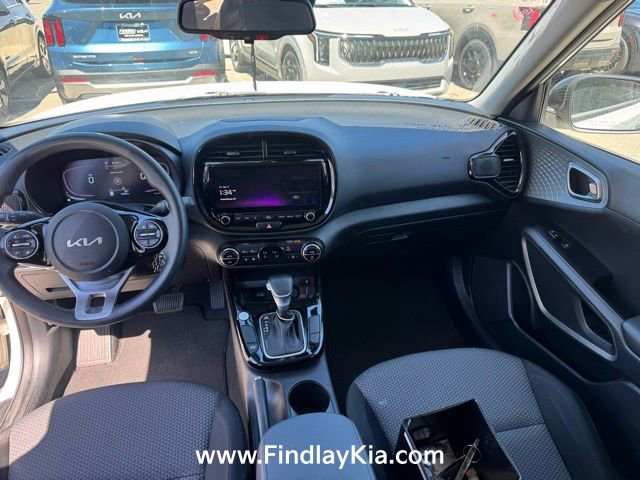 Certified 2023 Kia Soul S image 6