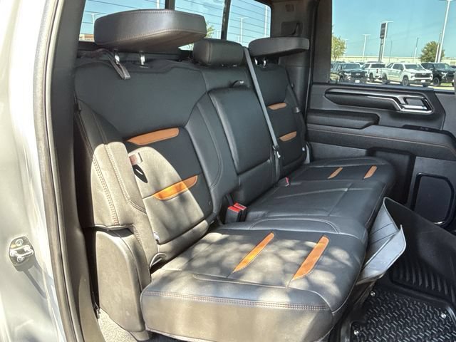 Used 2024 GMC Sierra 2500 AT4 w/ Technology Package AWD/4WD image 28