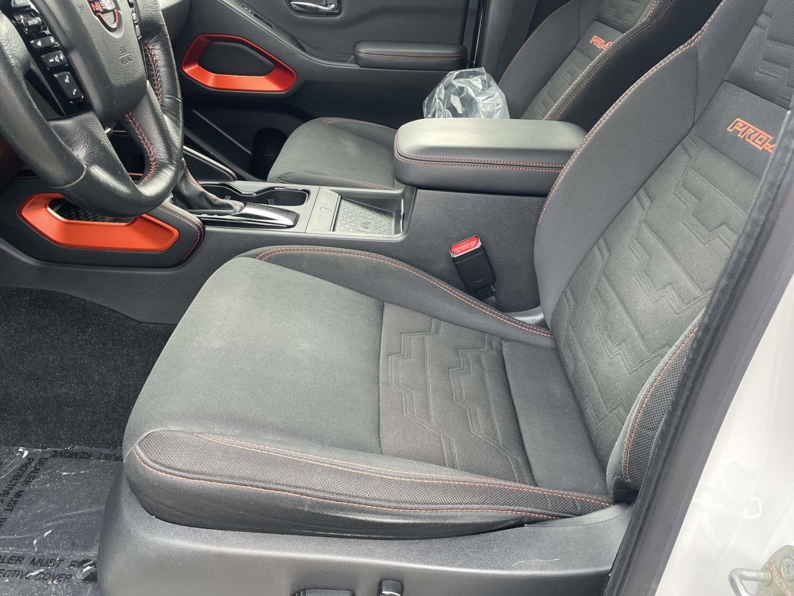 Used 2022 Nissan Frontier PRO-4X image 13