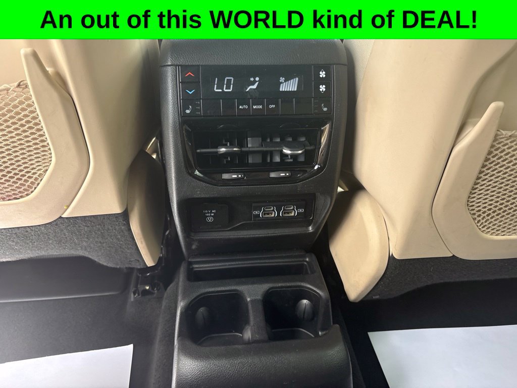 Used 2023 Jeep Grand Cherokee L Limited AWD/4WD image 30