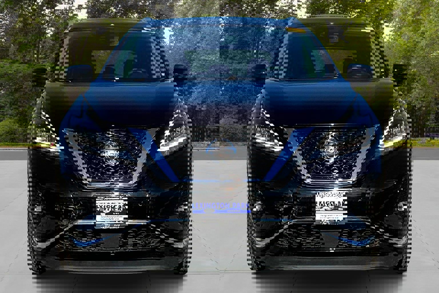 Used 2021 Nissan Murano Platinum w/ Cargo Package image 2