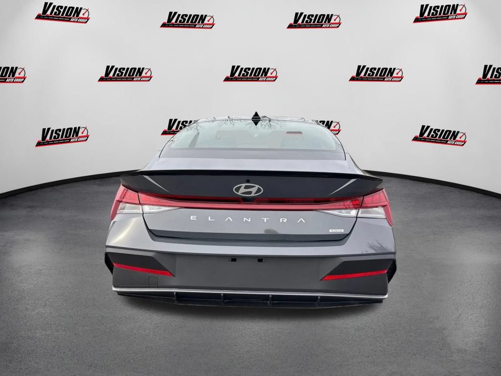 New 2026 Hyundai Elantra SEL FWD image 6