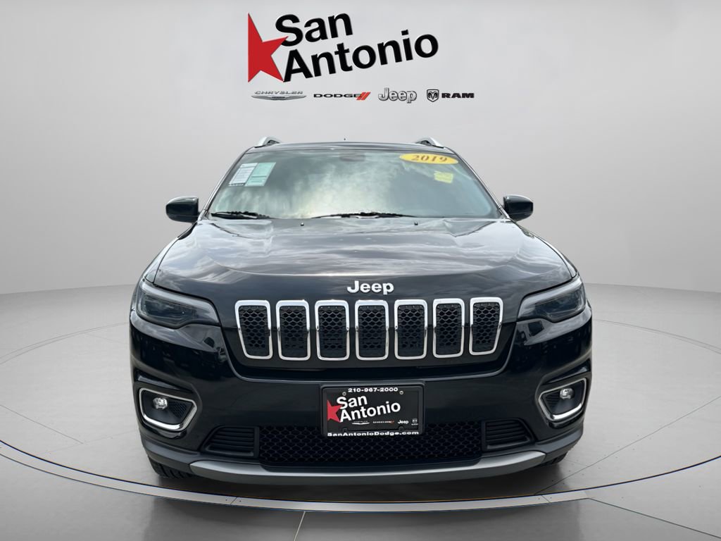 Used 2019 Jeep Cherokee Limited image 3