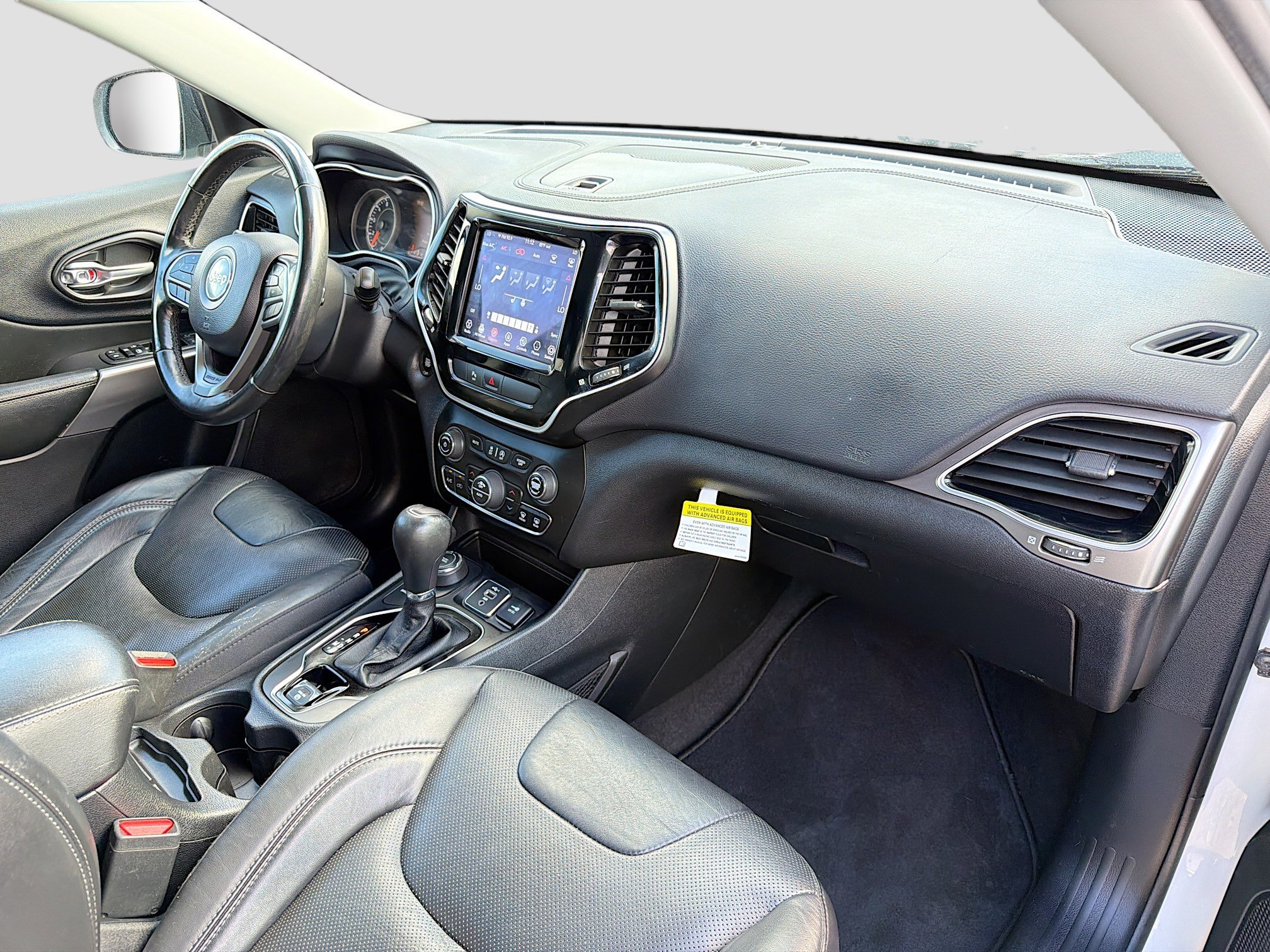 Used 2020 Jeep Cherokee Limited image 14