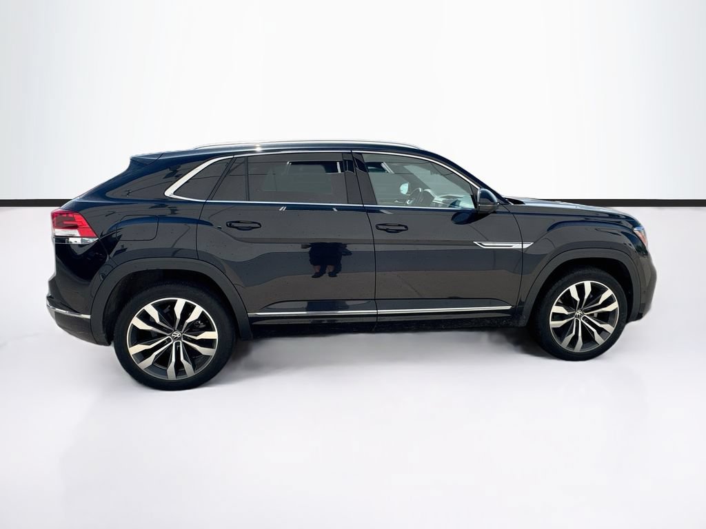 Used 2023 Volkswagen Atlas Cross Sport SEL Premium R-Line AWD/4WD image 4