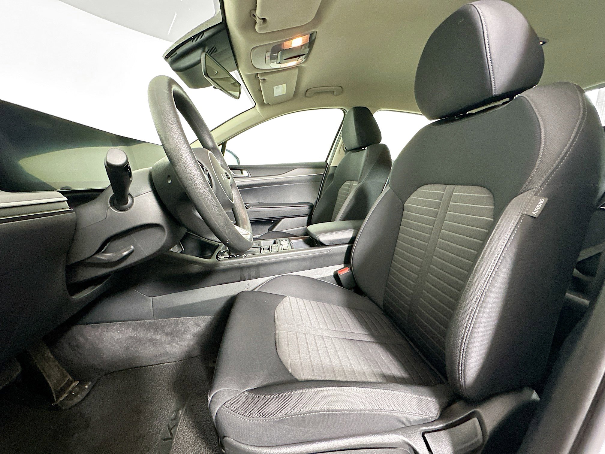 Used 2025 Kia K5 LXS image 13