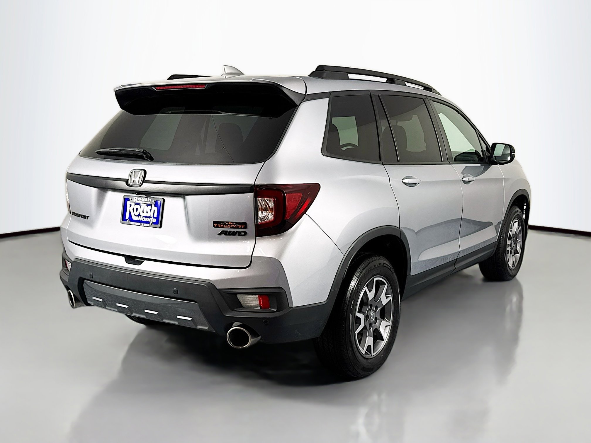 Certified 2023 Honda Passport TrailSport image 5