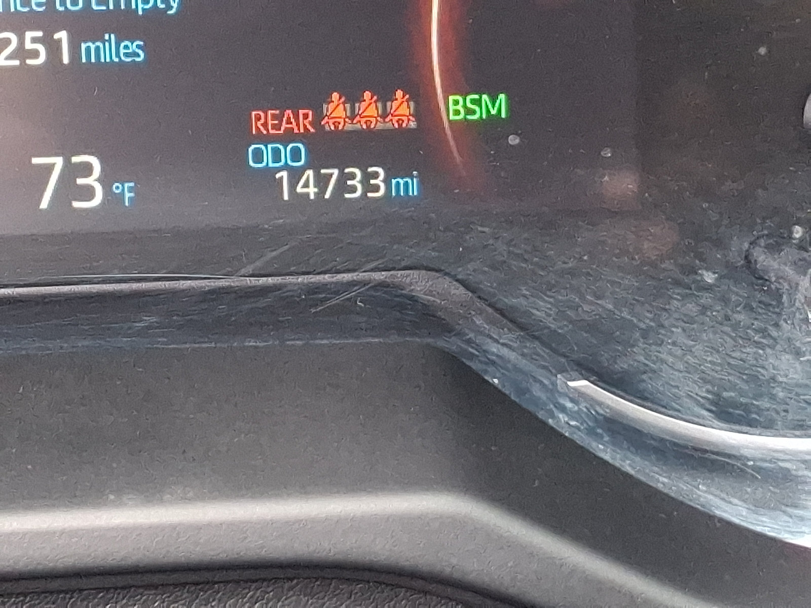 Used 2025 Toyota RAV4 XLE w/ Convenience Package FWD image 21
