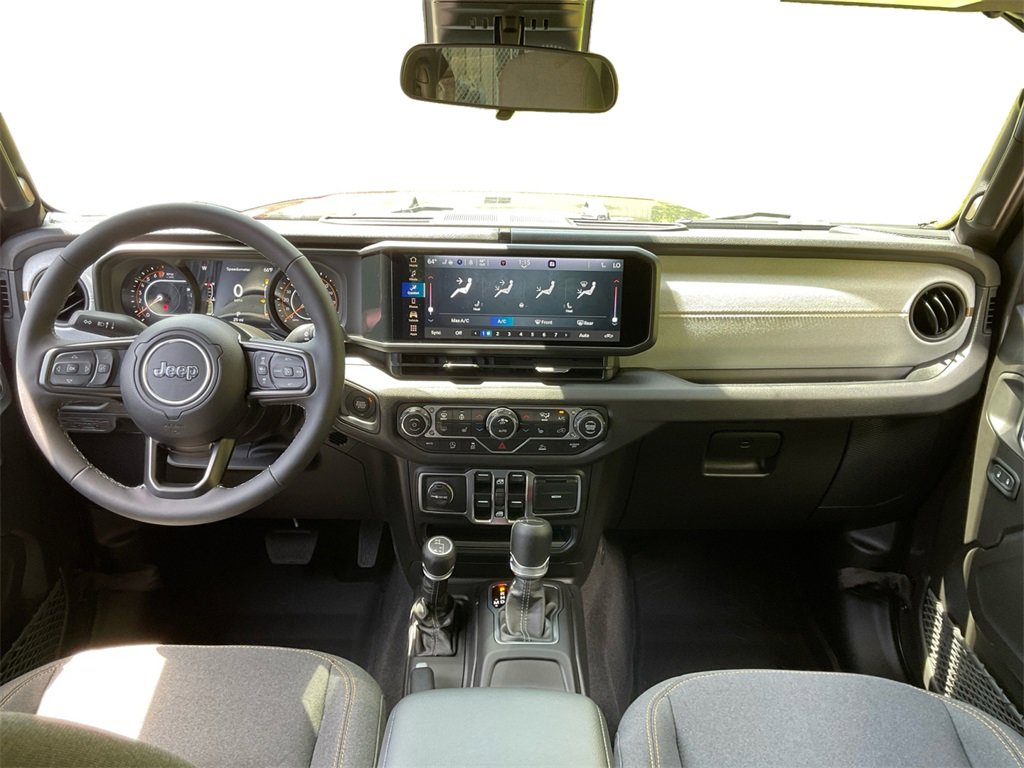 New 2025 Jeep Gladiator Sport image 16