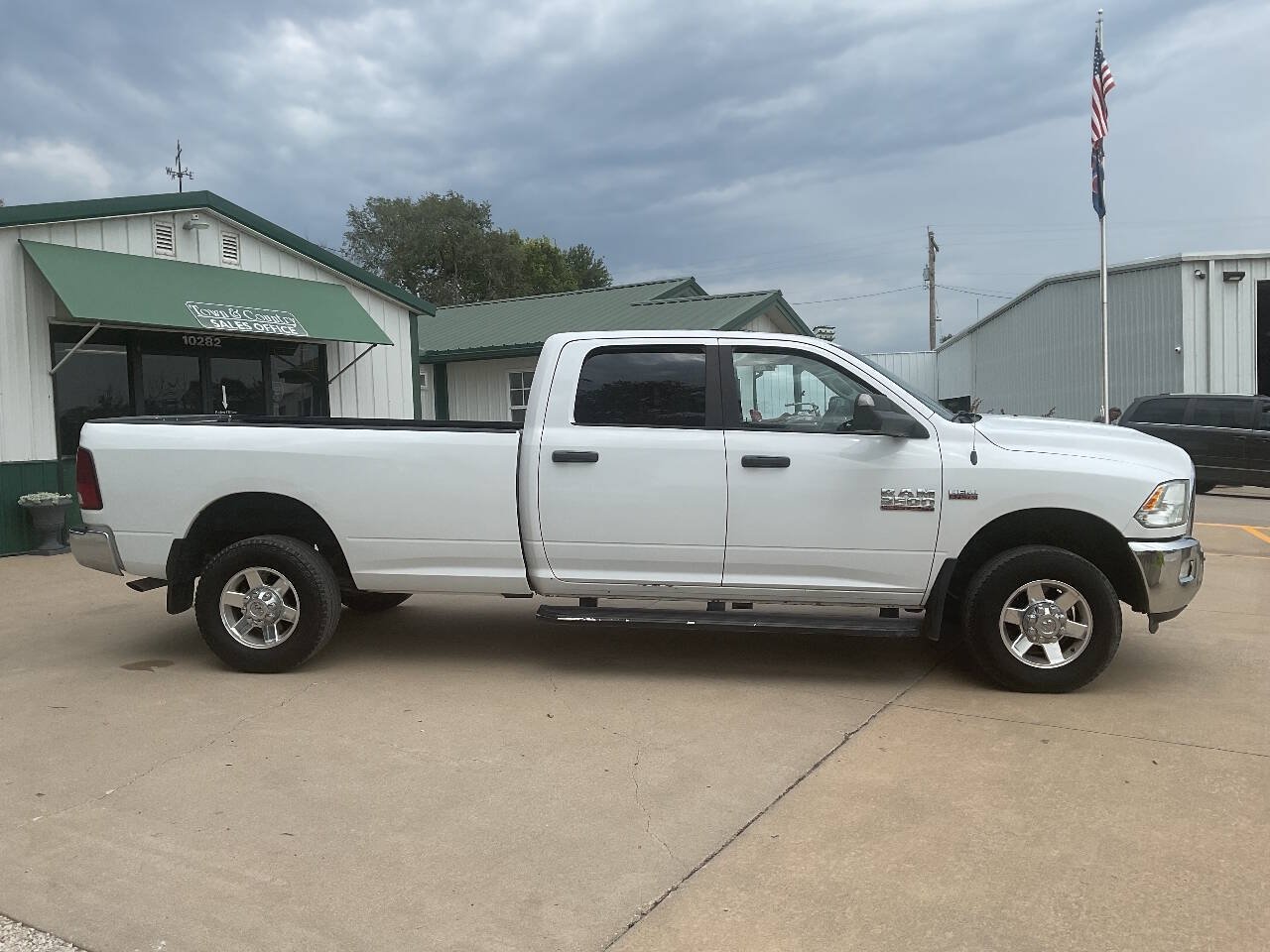 Used 2013 RAM 2500 Outdoorsman w/ Luxury Group AWD/4WD image 2