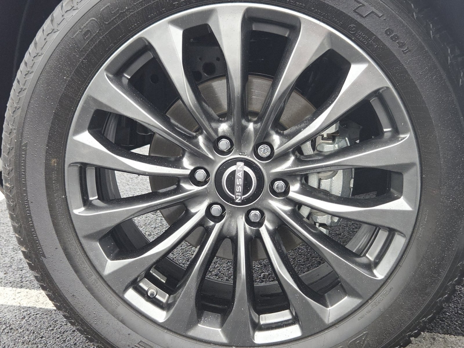 Used 2023 Nissan Armada Platinum image 13