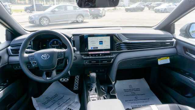 New 2026 Toyota Camry SE w/ Convenience Package FWD image 10