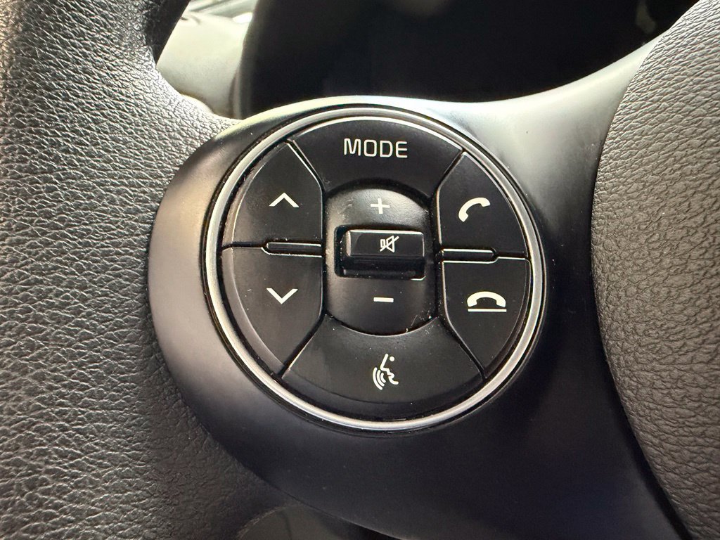 Used 2021 Kia Soul S FWD image 19