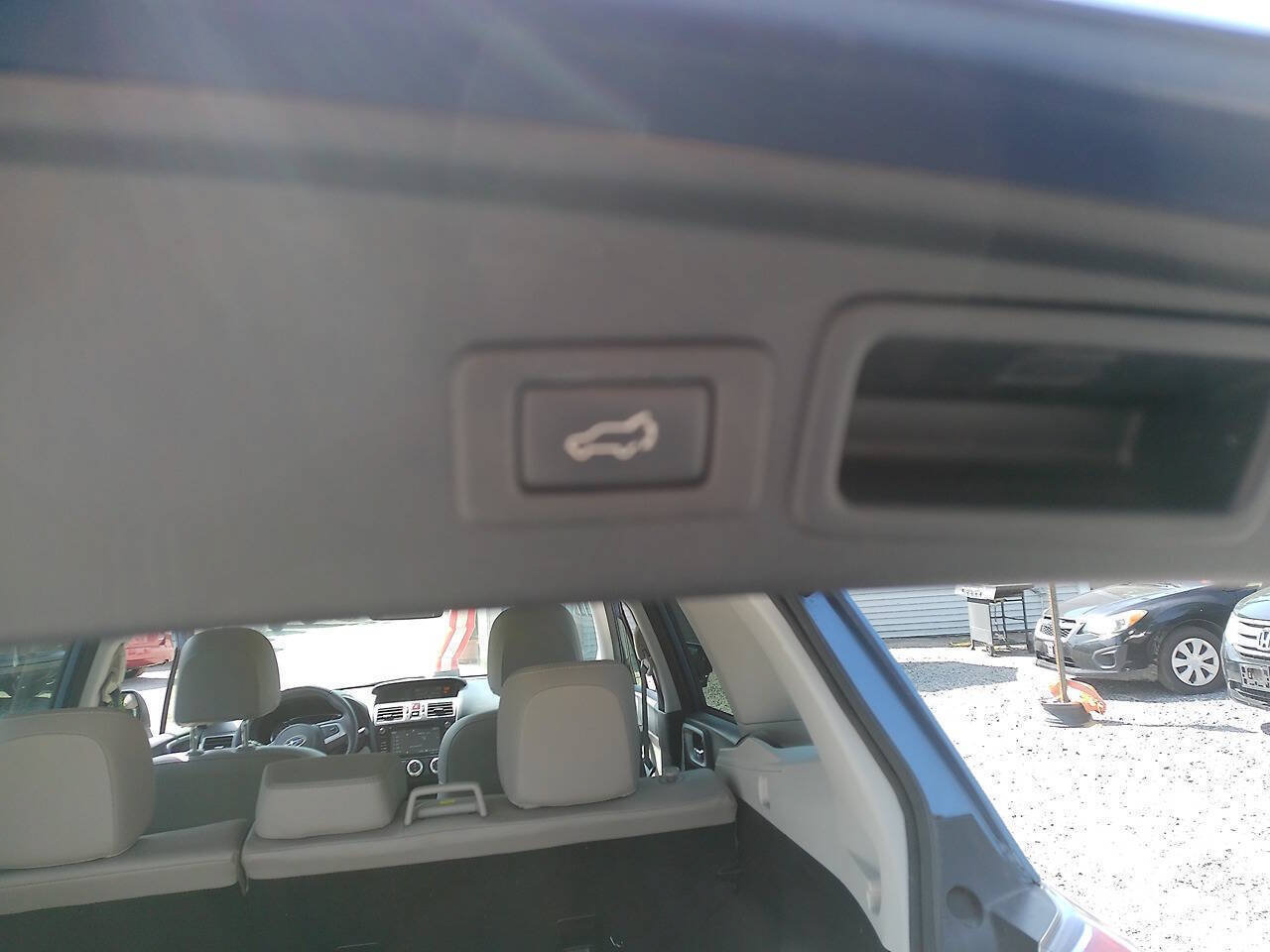 Used 2017 Subaru Forester 2.5i Limited AWD/4WD image 25