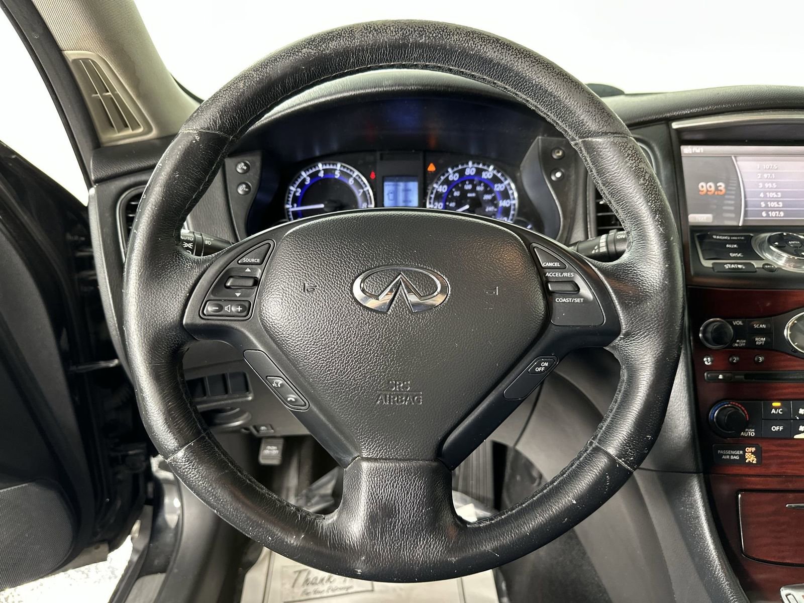Used 2017 INFINITI QX50 Base w/ Premium Package image 19