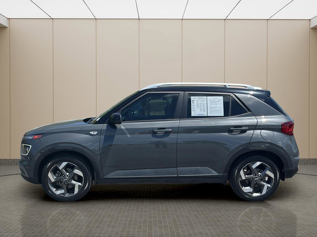 Certified 2023 Hyundai Venue Limited FWD image 2