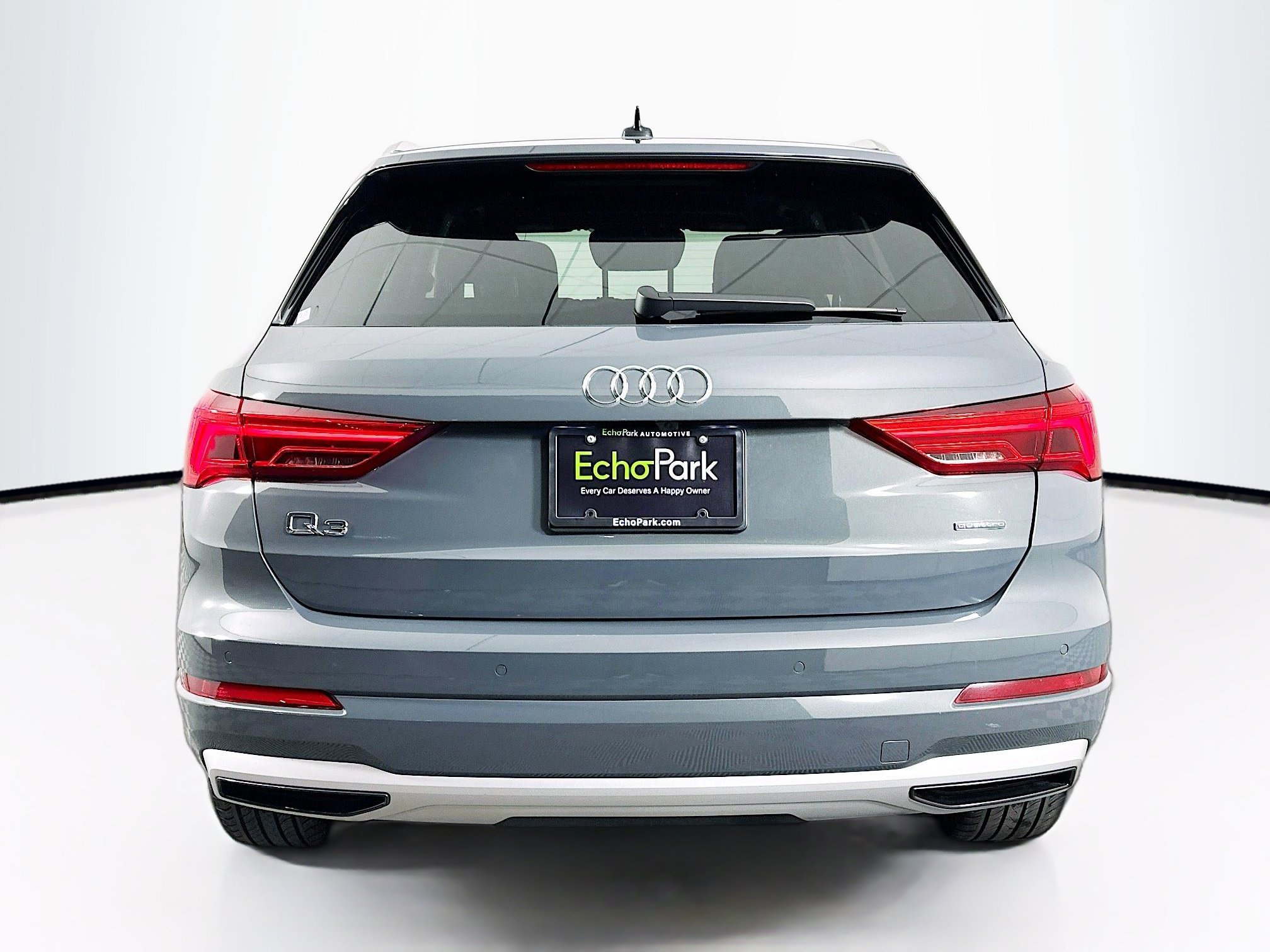 Used 2023 Audi Q3 2.0T Premium w/ Convenience Package image 7