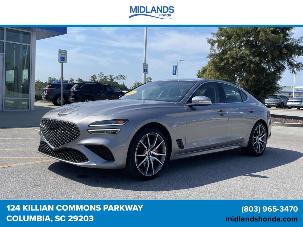 Used 2025 Genesis G70 2.5T RWD image 3