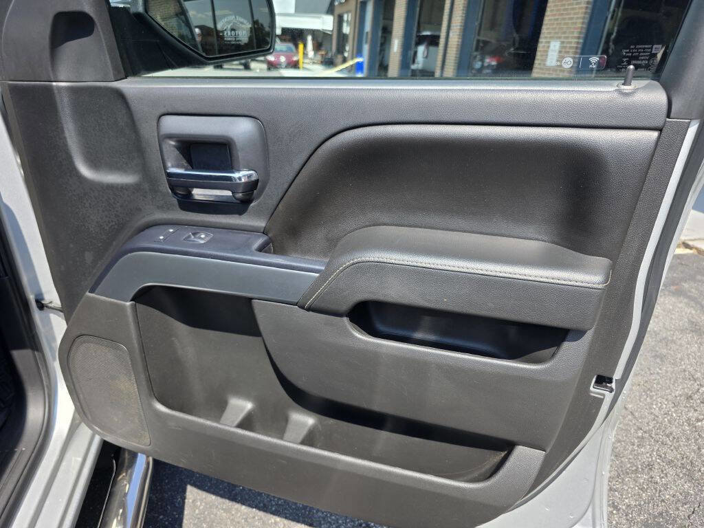 Used 2016 Chevrolet Silverado 1500 LT w/ All Star Edition image 33