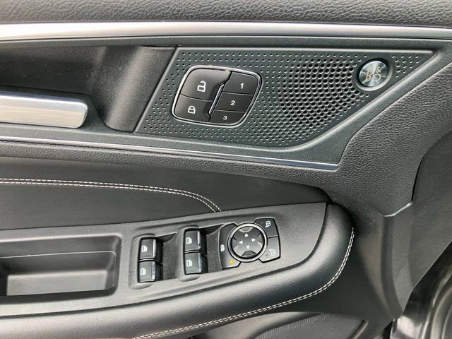 Used 2024 Ford Edge Titanium image 14