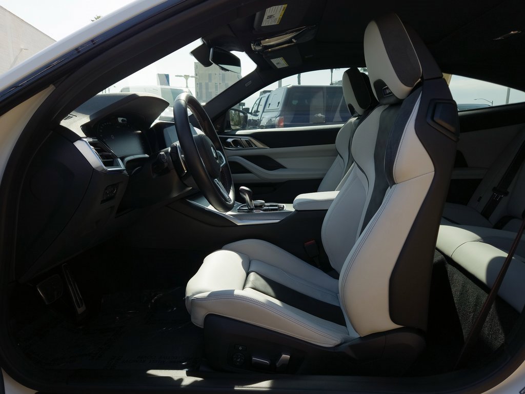 Used 2022 BMW M4 xDrive Competition w/ M Carbon Exterior Package image 10