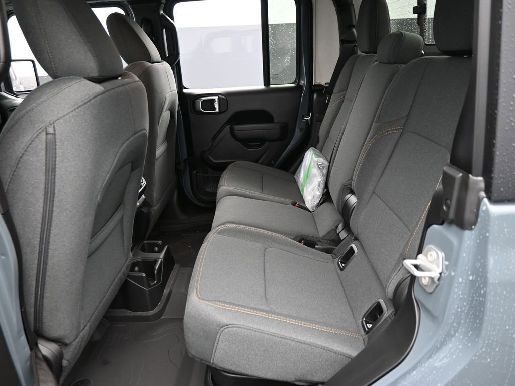 New 2026 Jeep Gladiator Willys image 13