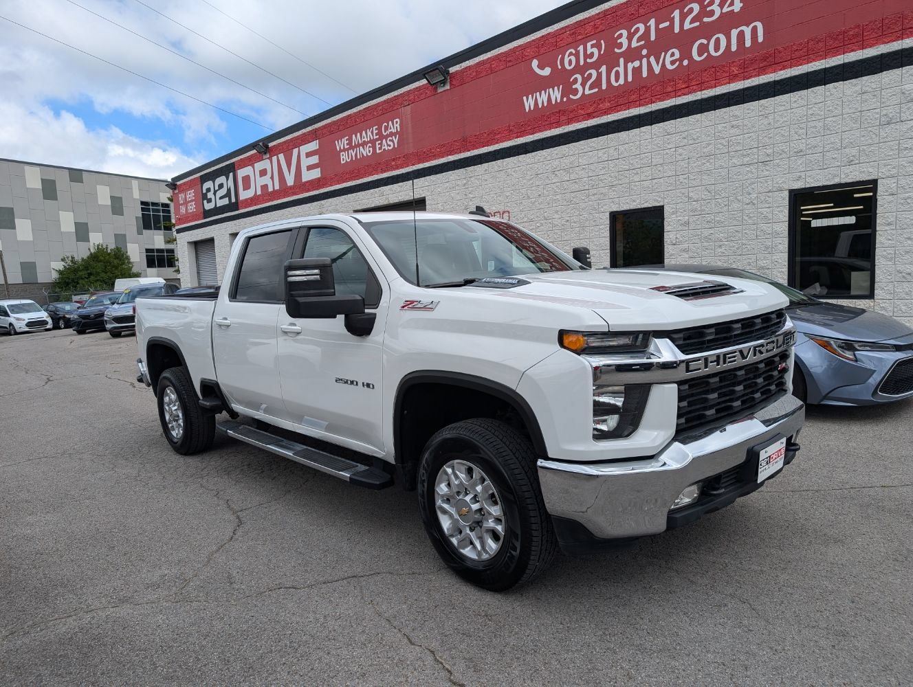 Used 2022 Chevrolet Silverado 2500 LT w/ Convenience Package AWD/4WD image 1