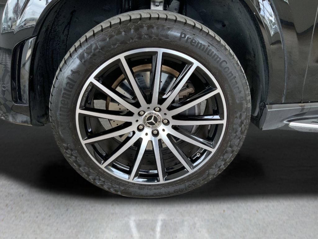 Used 2022 Mercedes-Benz GLS 450 4MATIC image 44