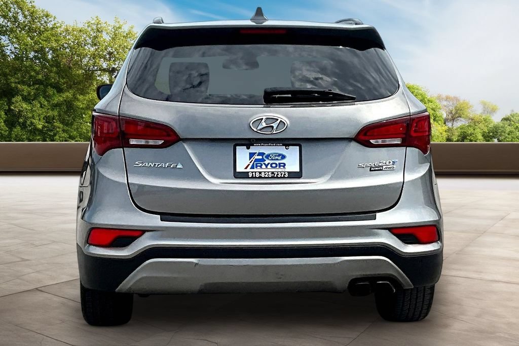 Used 2018 Hyundai Santa Fe Sport w/ 2.0T Ultimate Tech Package 05 AWD/4WD image 4