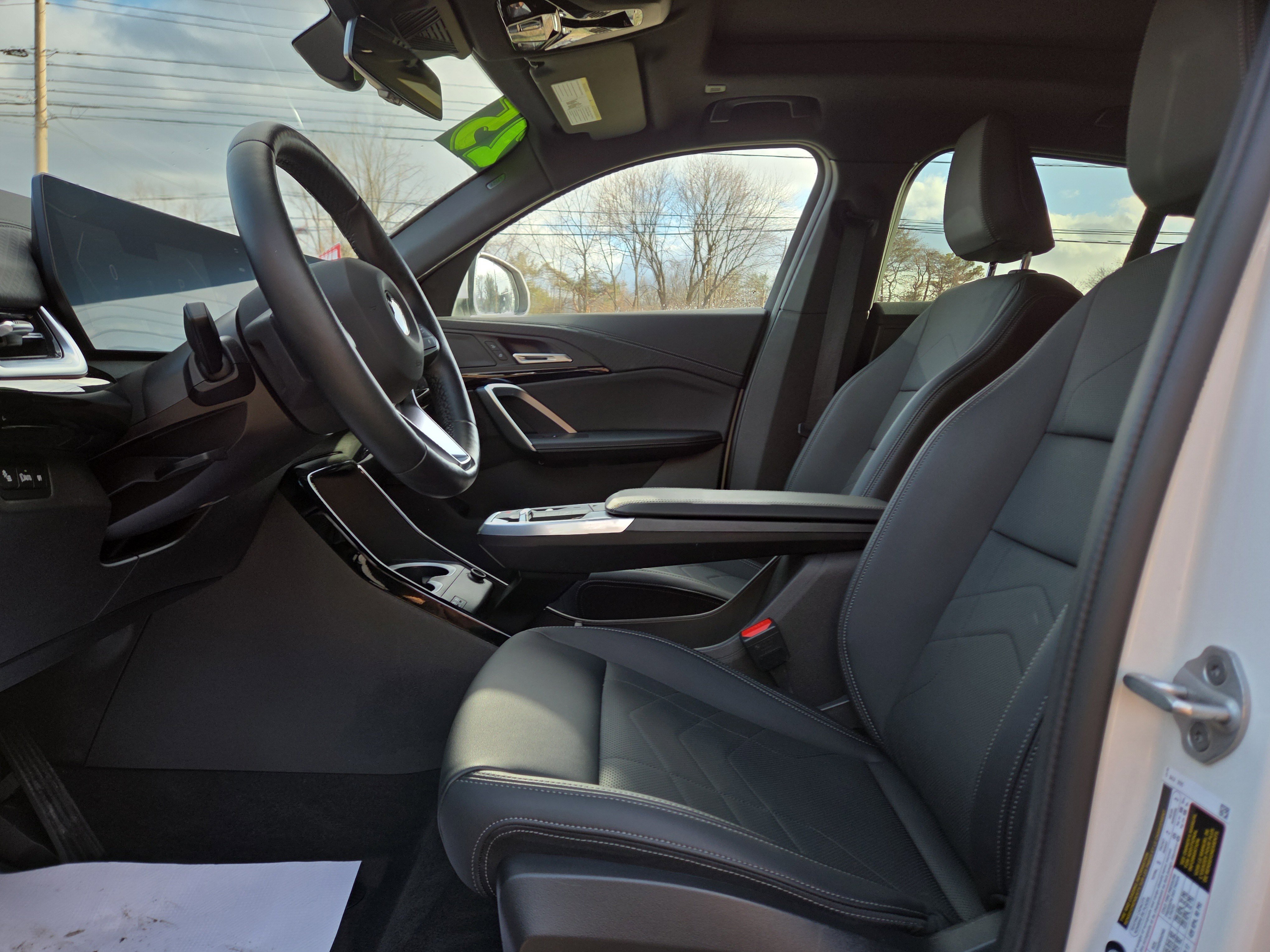 Used 2025 BMW X2 xDrive28i image 12