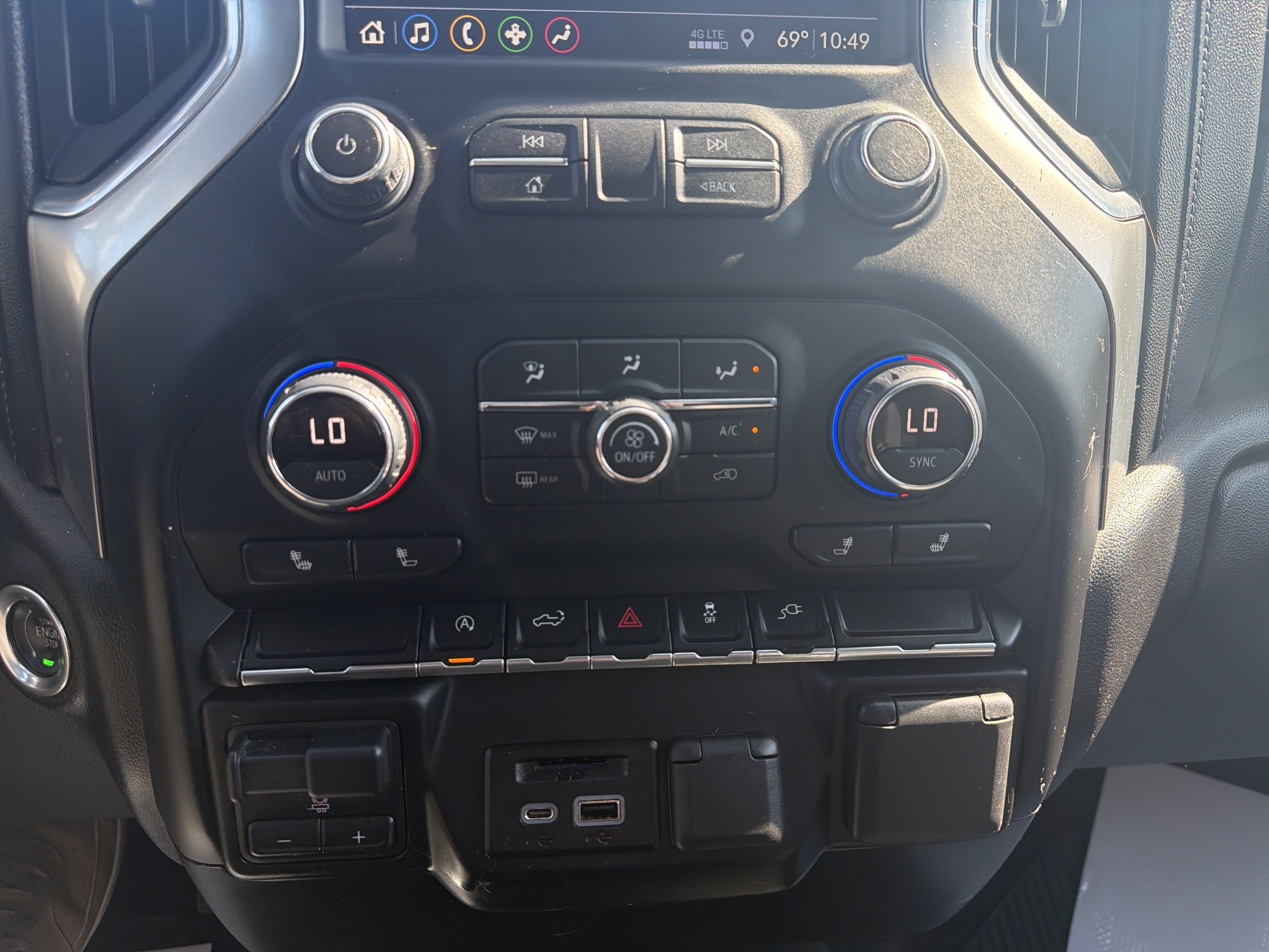 Used 2019 Chevrolet Silverado 1500 LT w/ All-Star Edition AWD/4WD image 26