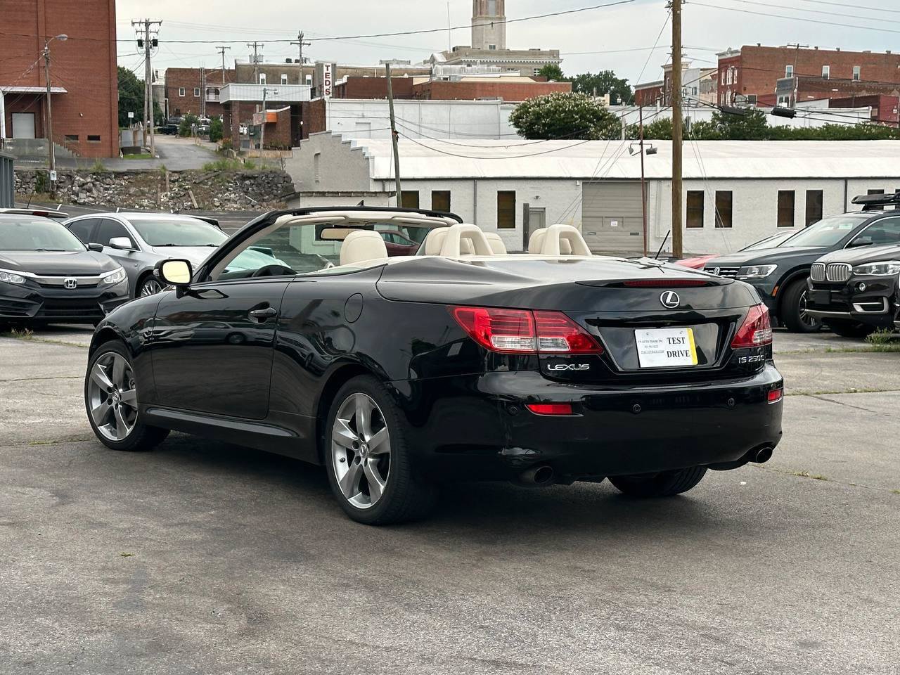 Used 2010 Lexus IS 250C RWD image 4