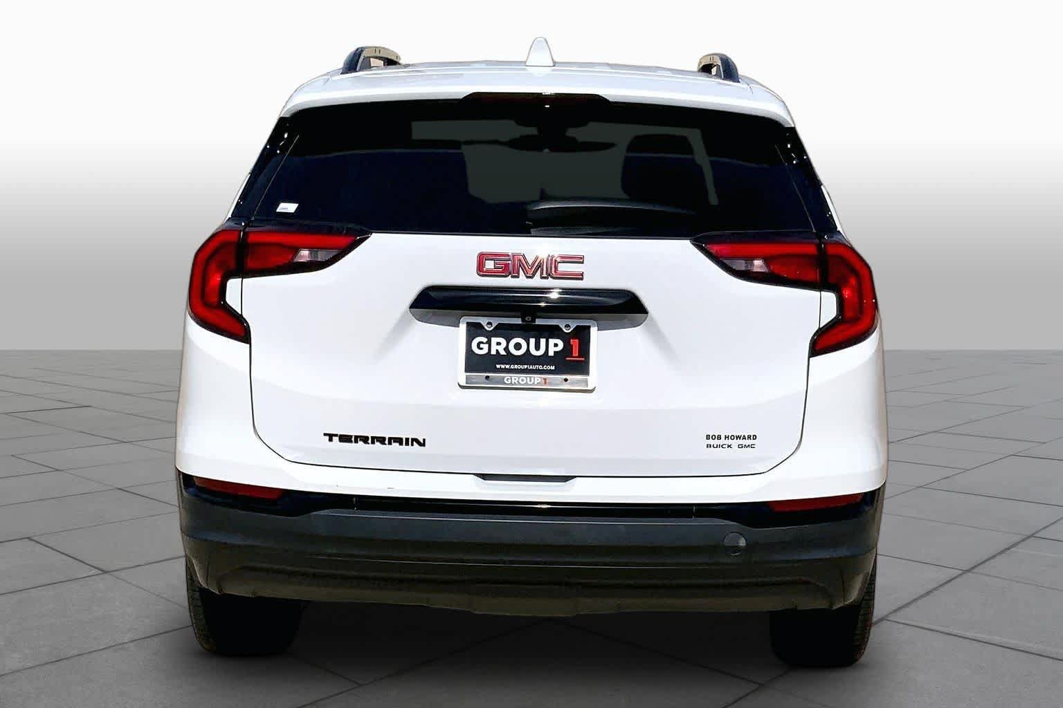 Used 2021 GMC Terrain SLT w/ Elevation Edition FWD image 5