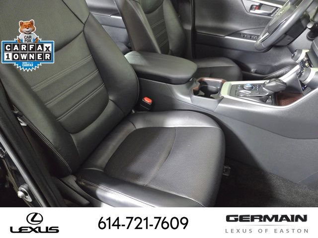 Used 2019 Toyota RAV4 Limited w/ Cold Weather Package AWD/4WD image 30