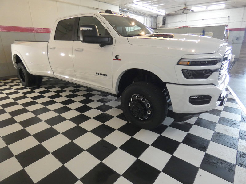 New 2026 RAM 3500 Limited image 4